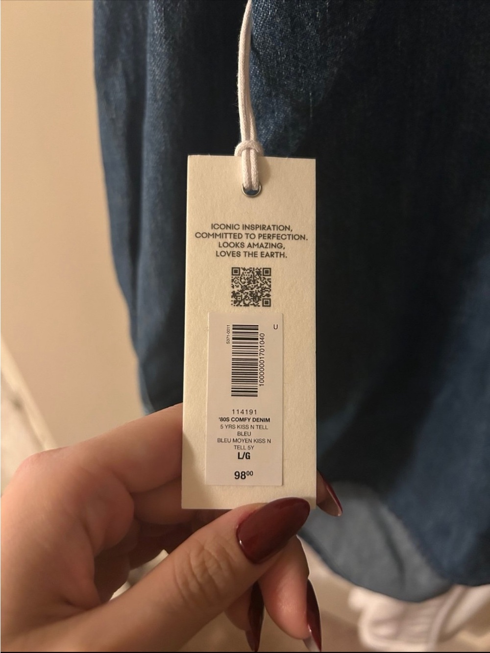 Aritzia Denim Forum The '80s Comfy Denim Shirt - Picture 4 of 5